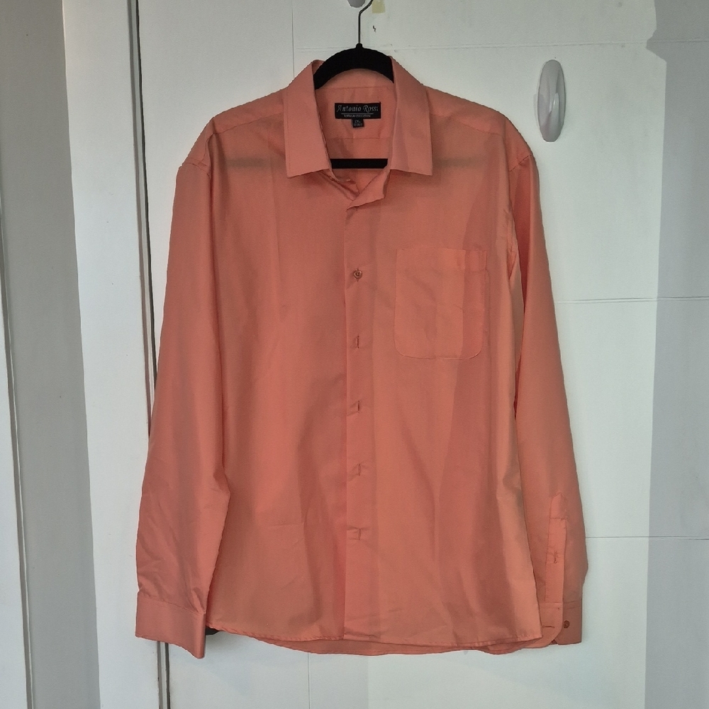 Men's Long-Sleeve Dress Shirt in Coral